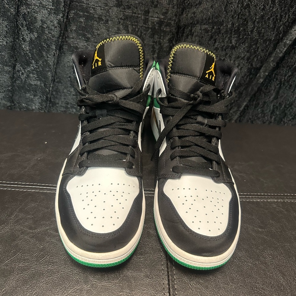 Air Jordan 1 Mid Oakland Size 11 - Picture 4 of 8
